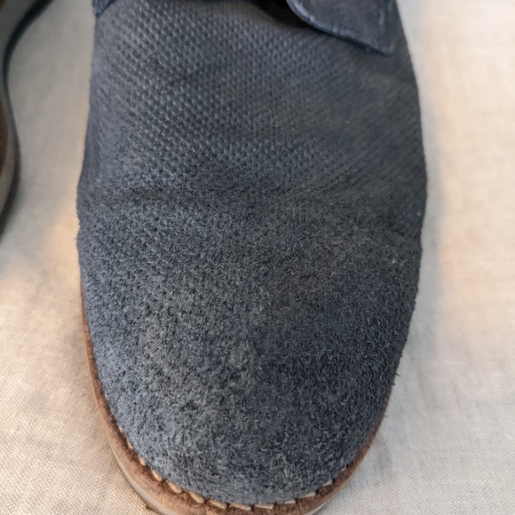 Manfield Dress Shoes - Picture 7 of 8